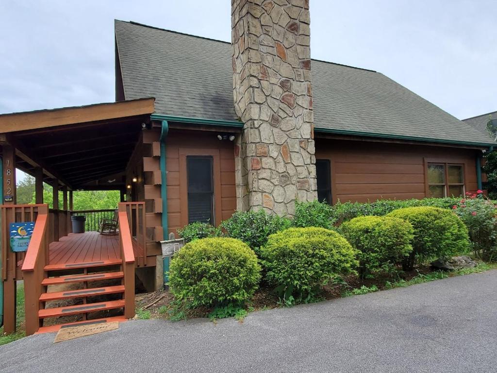 Story Brook: Beautiful True Log Cabin! Close To Dollywood, State Park, And More! Sevierville Extérieur photo