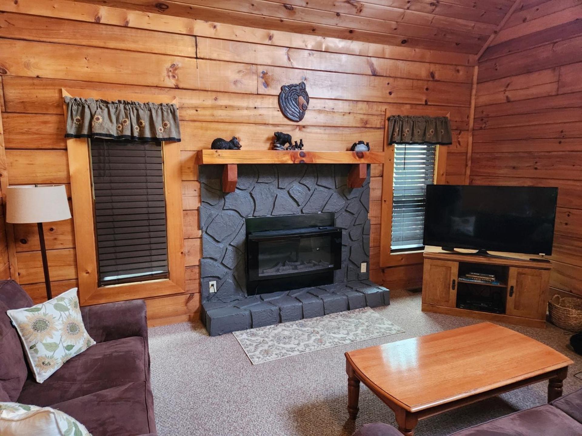 Story Brook: Beautiful True Log Cabin! Close To Dollywood, State Park, And More! Sevierville Extérieur photo