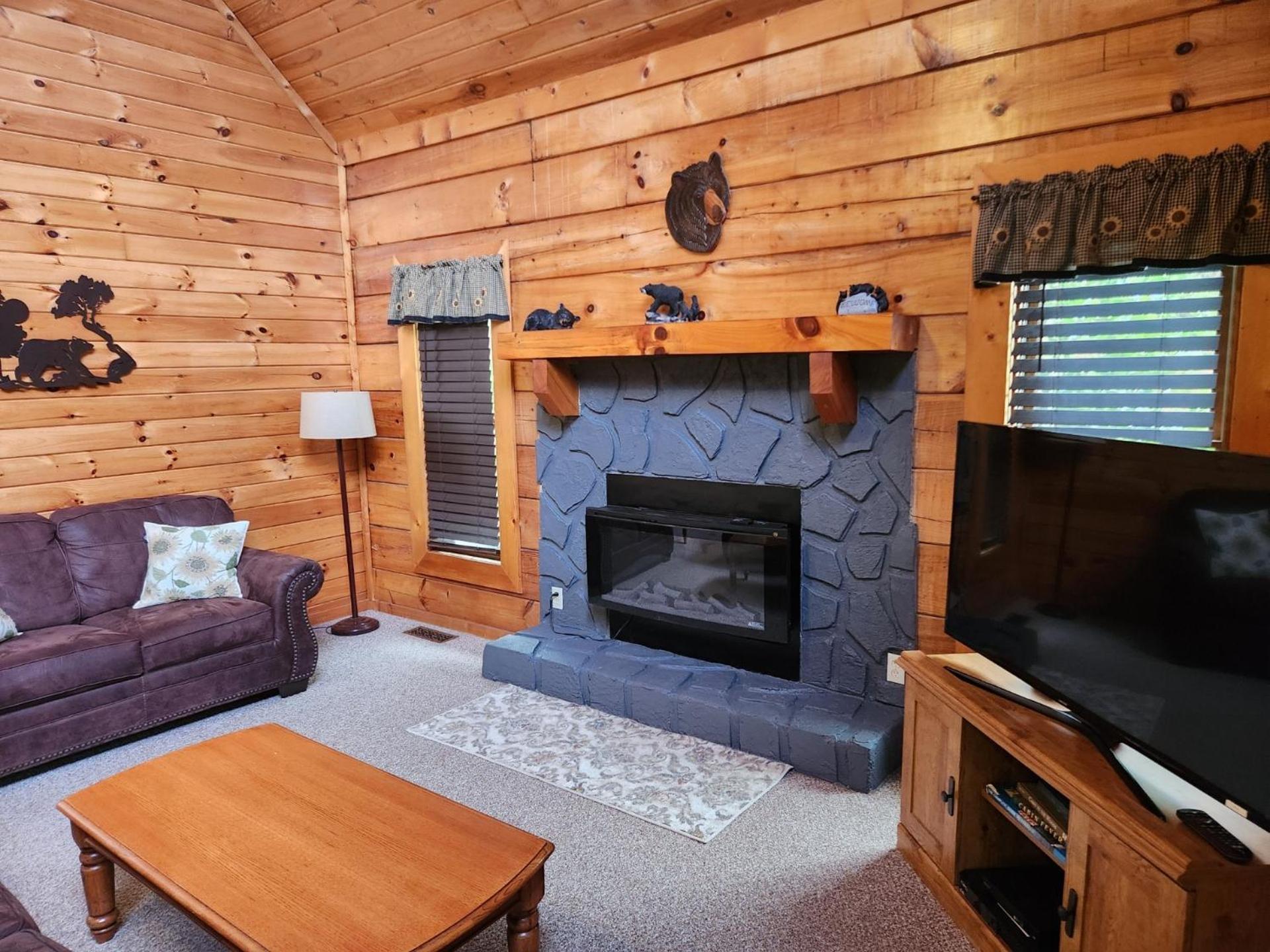 Story Brook: Beautiful True Log Cabin! Close To Dollywood, State Park, And More! Sevierville Extérieur photo